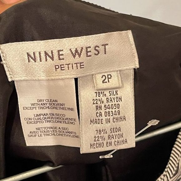 Women's Nine West Pleated Skirt - Picture 3 of 3